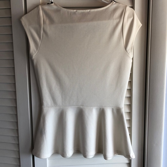 The Limited (XS) Peplum Top - Picture 4 of 8